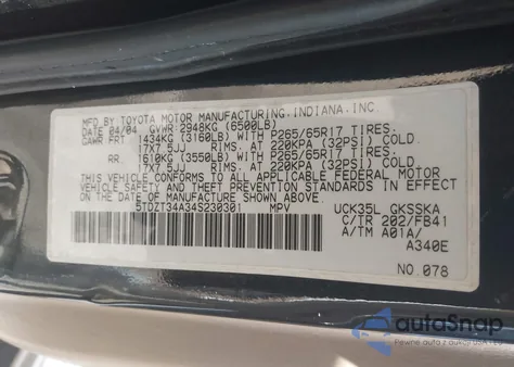 2004 Toyota Sequoia Sr5 V8 z USA, uszkodzony, nr VIN 5TDZT34A34S230301